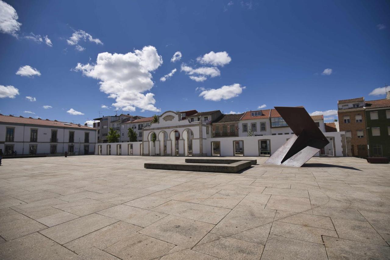 Camoes Studiogeral Bragança Exterior foto
